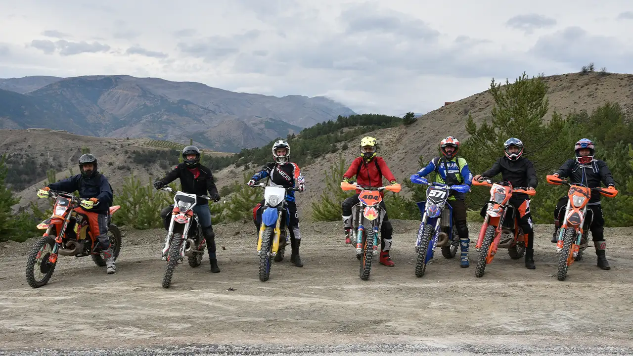 Gümüşhane’de doğa tutkunları Enduro Cross Kulübü’nü kurdu