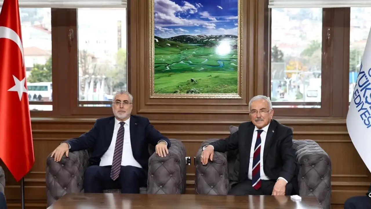 Bakan Işıkhan’dan Ordu Büyükşehir Belediyesi’ne ziyaret