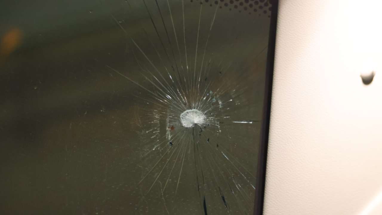 Trabzonspor otobüsüne saldıran 2 kişi yakalandı