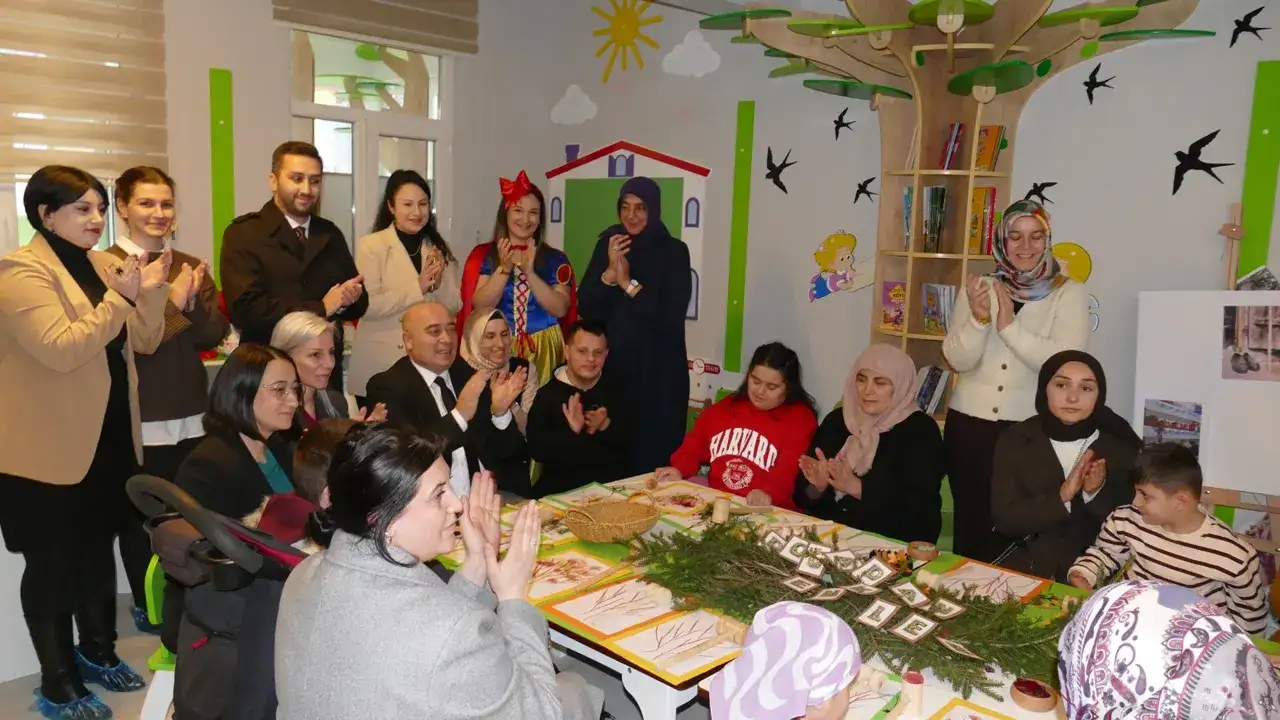 Çilekli Düşler Köyü ara tatilde çocukların gözdesi oldu