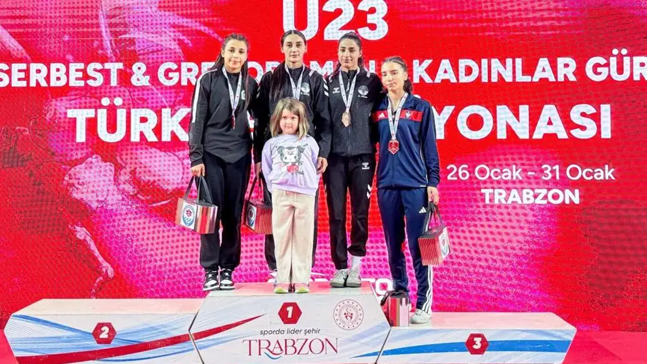 U23 Kadınlar Güreş Şampiyonası Trabzon’da tamamlandı