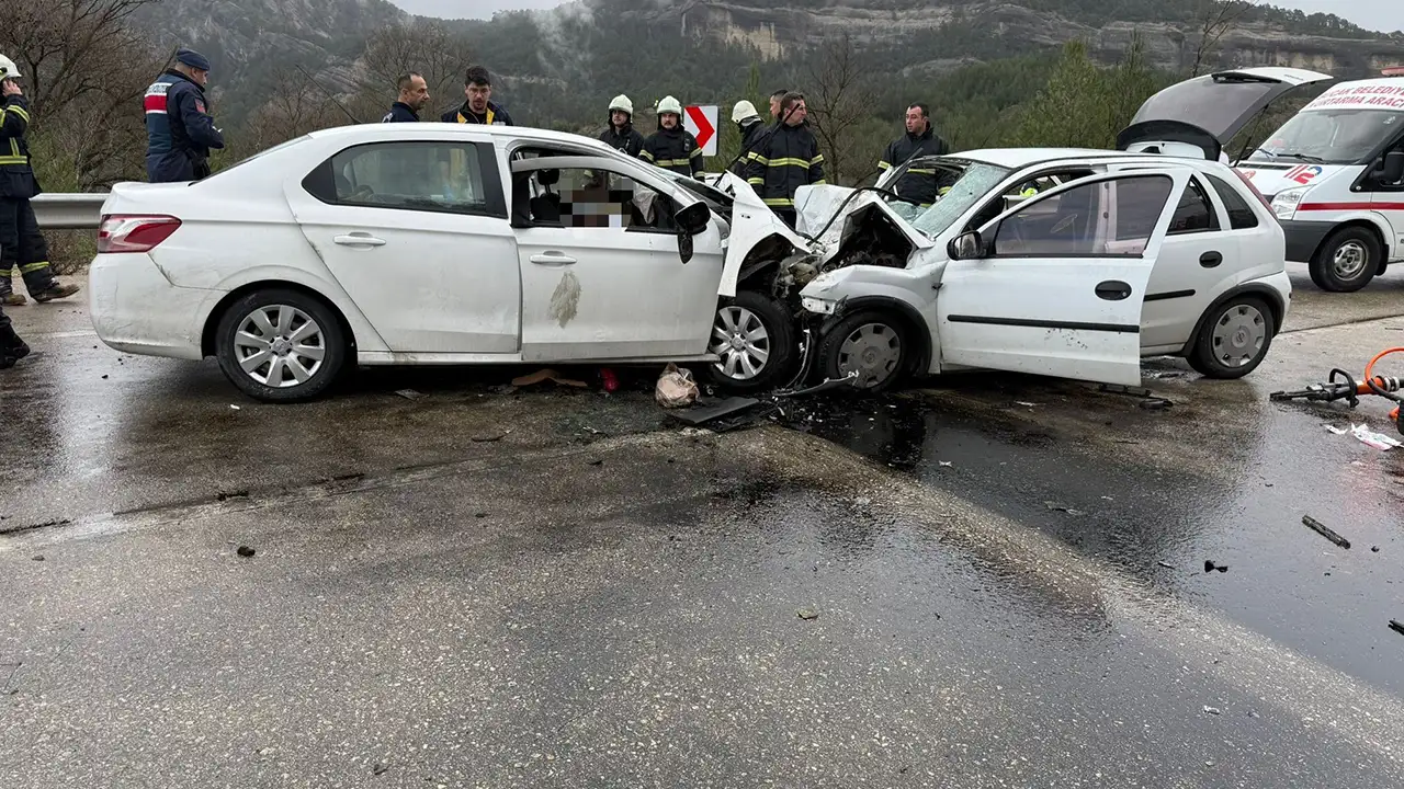 Antalya'dan peş peşe acı haberler geldi: Katliam gibi 2 kazada 17 ölü, 25 yaralı