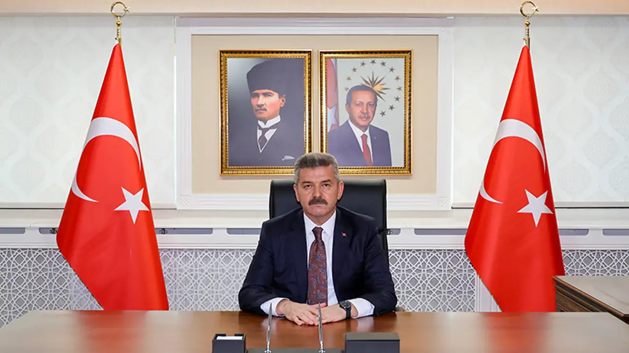 Artvin Valisi Ergün’den Berat Kandili Mesajı