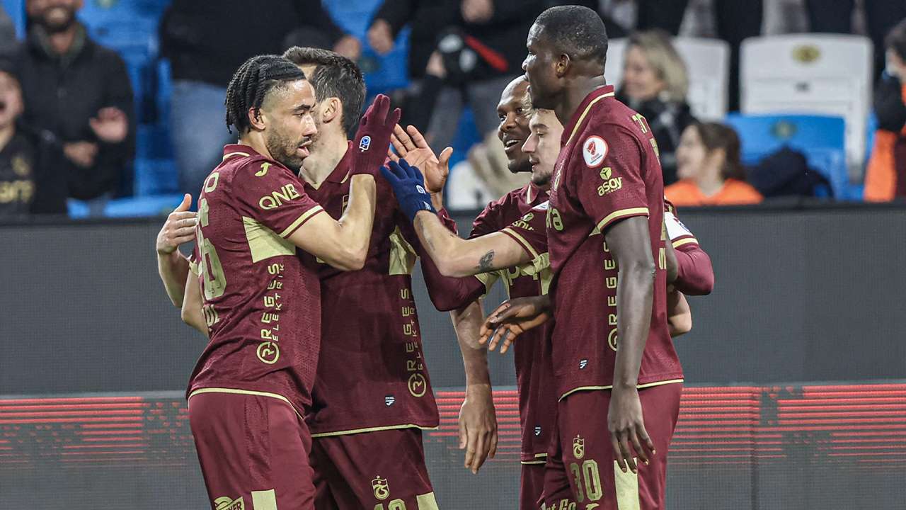 Trabzonspor'da kritik viraj: Samsunspor ve Fenerbahçe maçları masaya yatırıldı