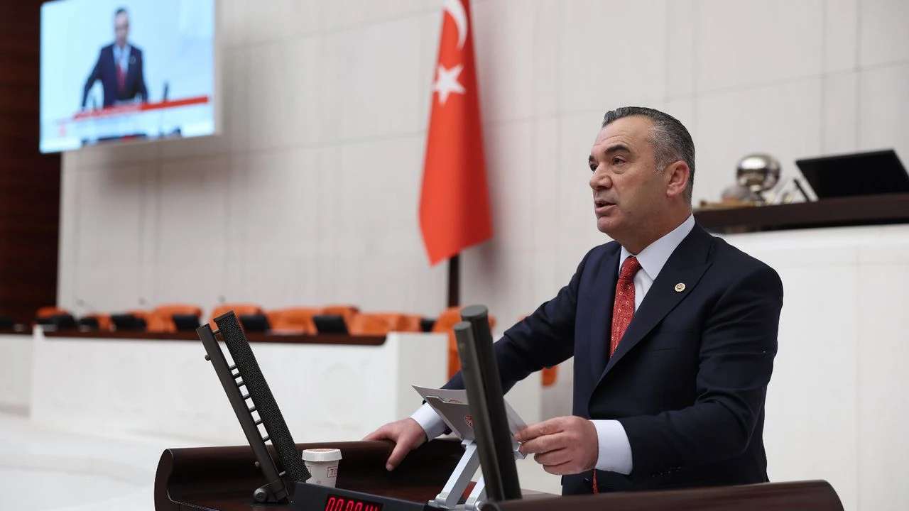 İYİ Parti Trabzon Milletvekili Aydın’dan deprem sonrası geçmiş olsun mesajı