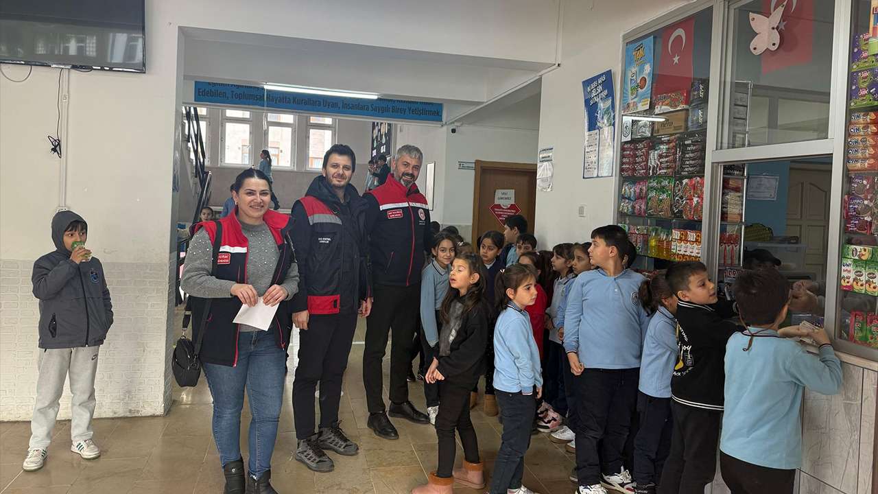 Trabzon’da okul kantinlerine sıkı denetim! Çocukların sağlığı için sahaya indiler