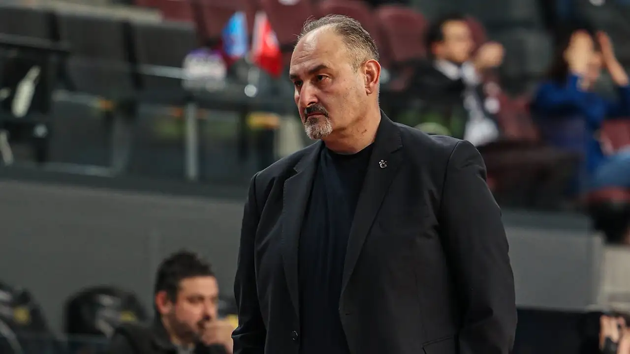 Trabzonspor'da galibiyet sonrası Ernak konuştu: “Bu takım şehirle bütünleşmiş durumda”