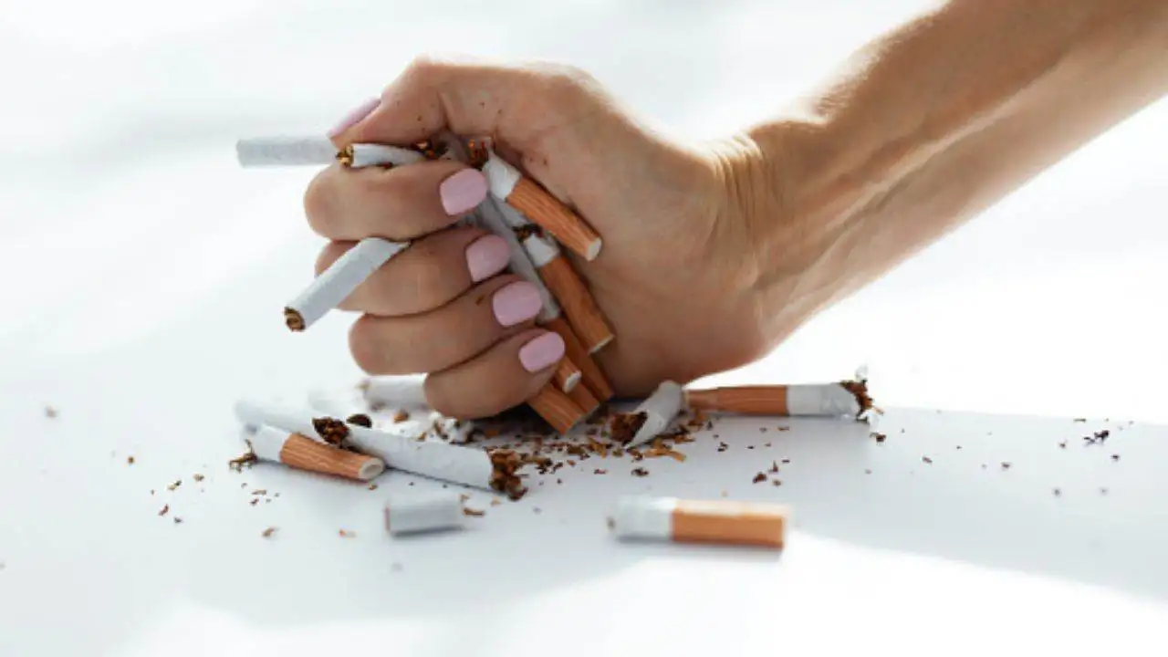 Tütünsüz Türkiye için yeni adım: Sigara kullananlara SMS gidecek