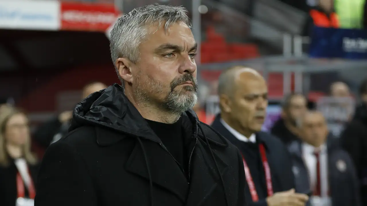 Samsunspor Teknik Direktörü Reis maç sonrası konuştu: “Bu şekilde kaybetmek büyük hayal kırıklığı”