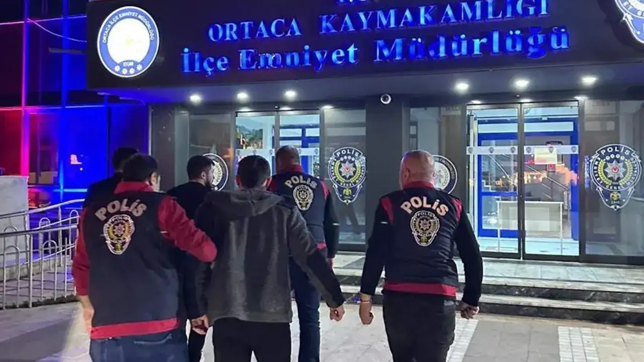 Trabzon’dan firar ettiler: Muğla’da kıskıvrak yakalandılar