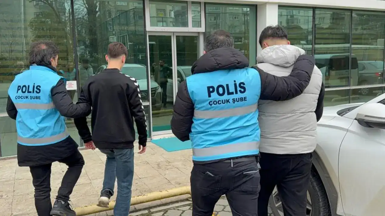 Trabzonspor otobüsünü taşlayan kişiler adliyeye sevk edildi