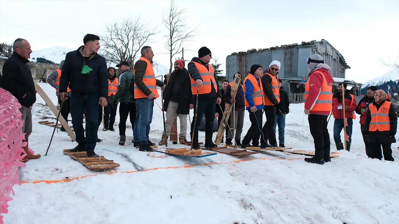 Rize’de Petranboard heyecanı: Meşeköy’de kıyasıya mücadele