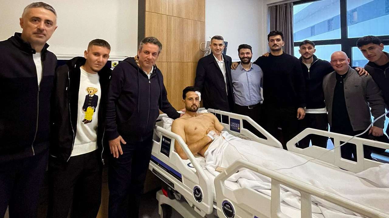 Trabzon ekibinde sakatlık şoku: Yıldız oyuncu 6 hafta sahalardan uzak