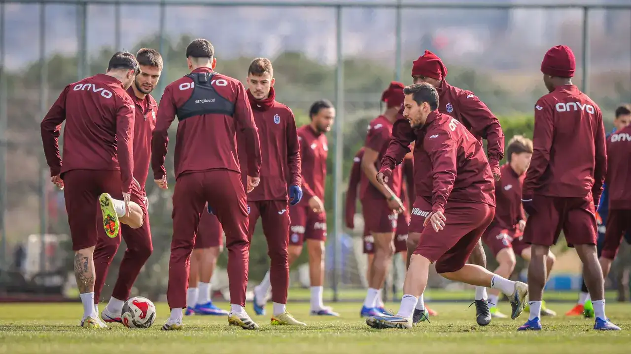 Fatih Tekke ilk peşinde: Trabzonspor üç büyüklere karşı hasreti bitirmek istiyor