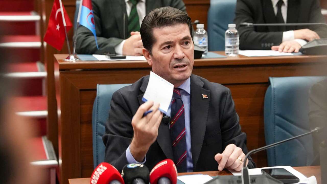 Ahmet Kaya’dan dolmuş çıkışı: "Esnaf ve vatandaş mağdur edildi!"