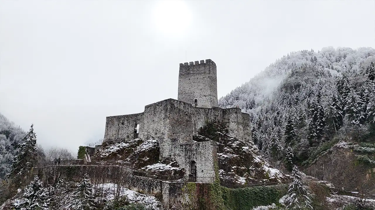 Ayder Yaylası ve Zil Kale’de kartpostallık kar manzarası