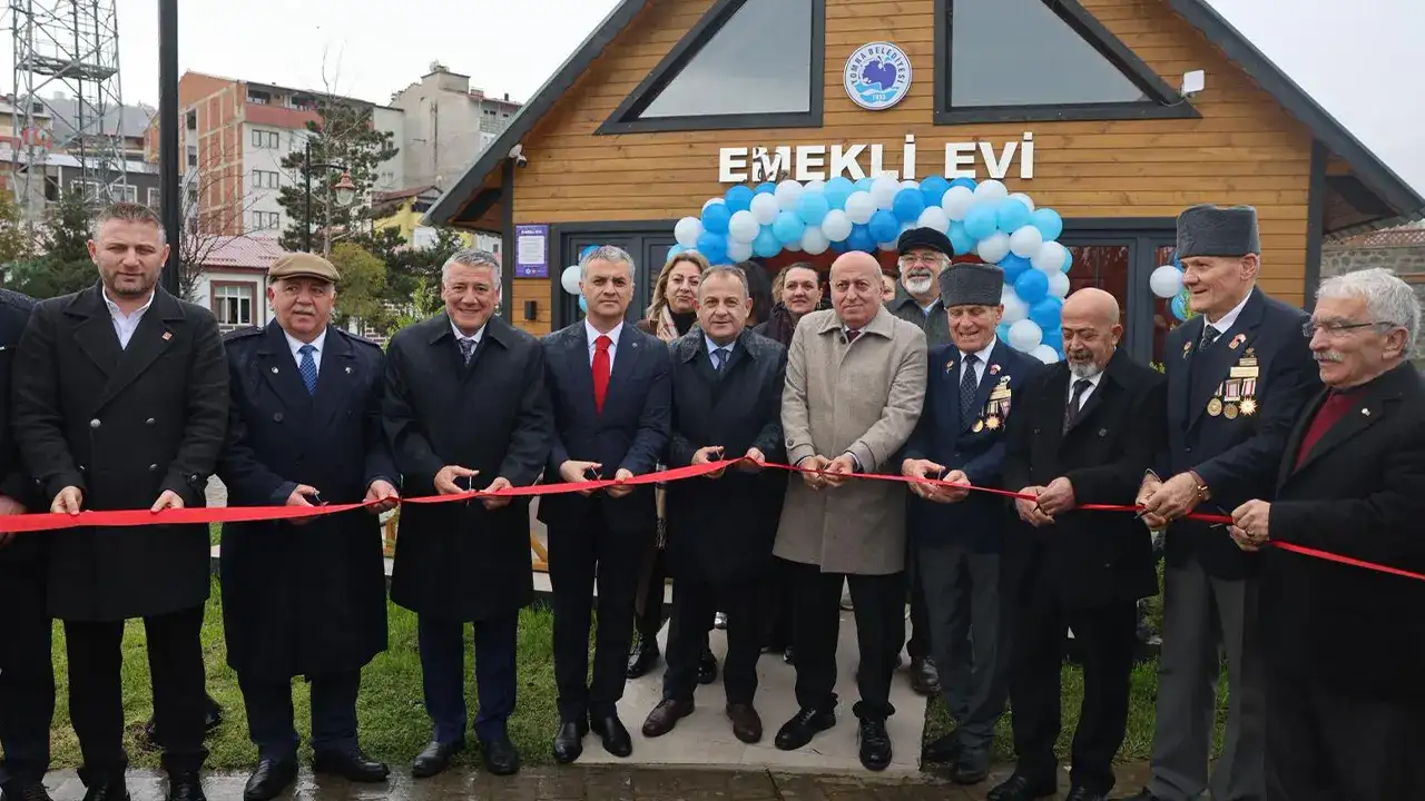 Başkan Bıyık duyurdu: Yomra Emekli Evi açıldı