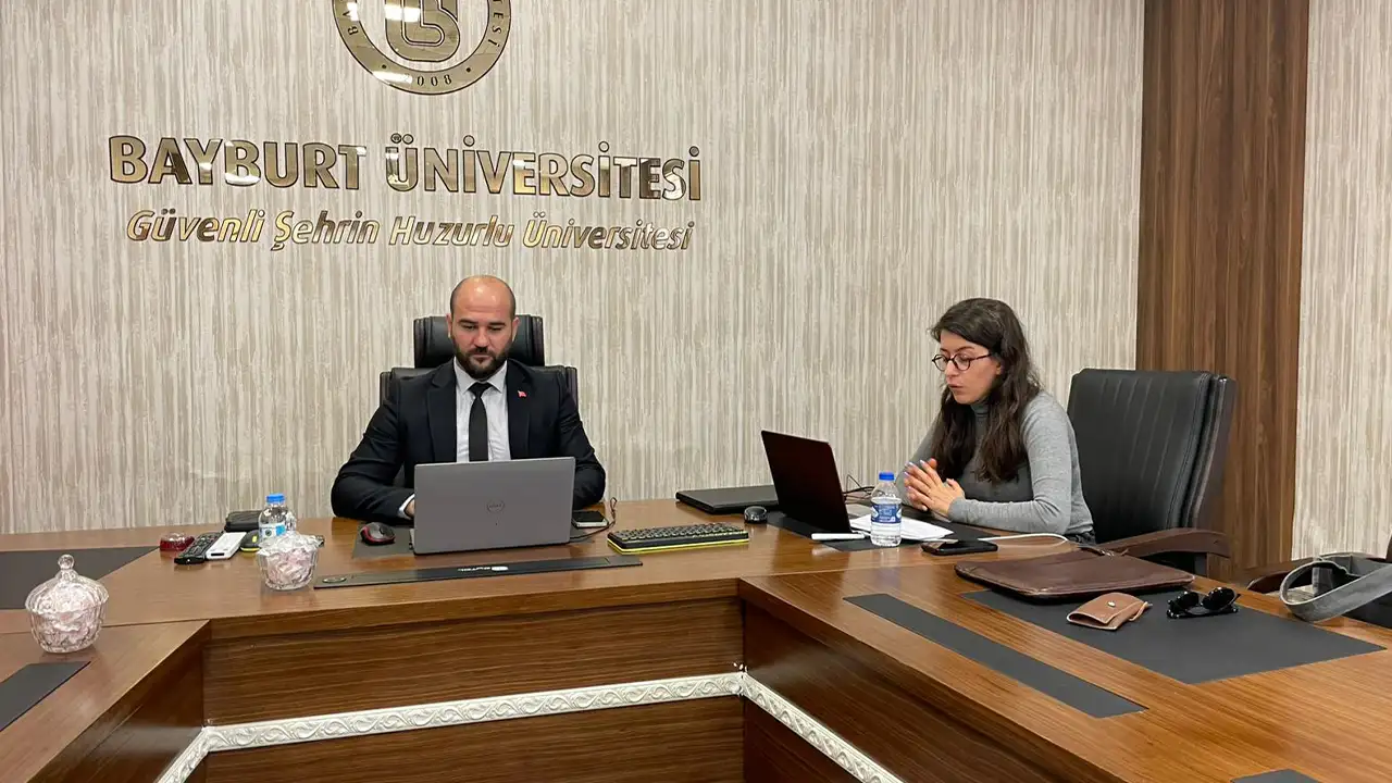 Bayburt Üniversitesi Endonezya’da tanıtıldı