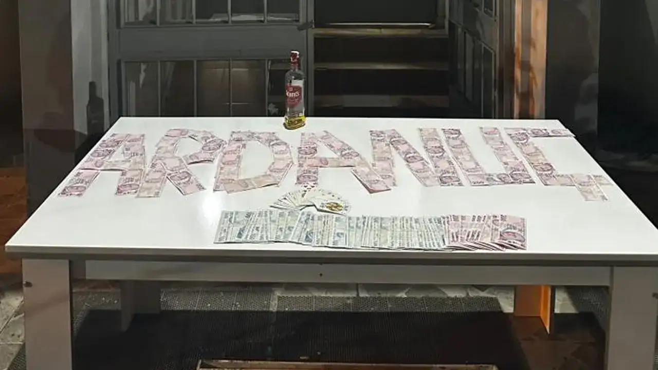 Artvin’de kumar baskını: 19 bin 200 TL’ye el konuldu