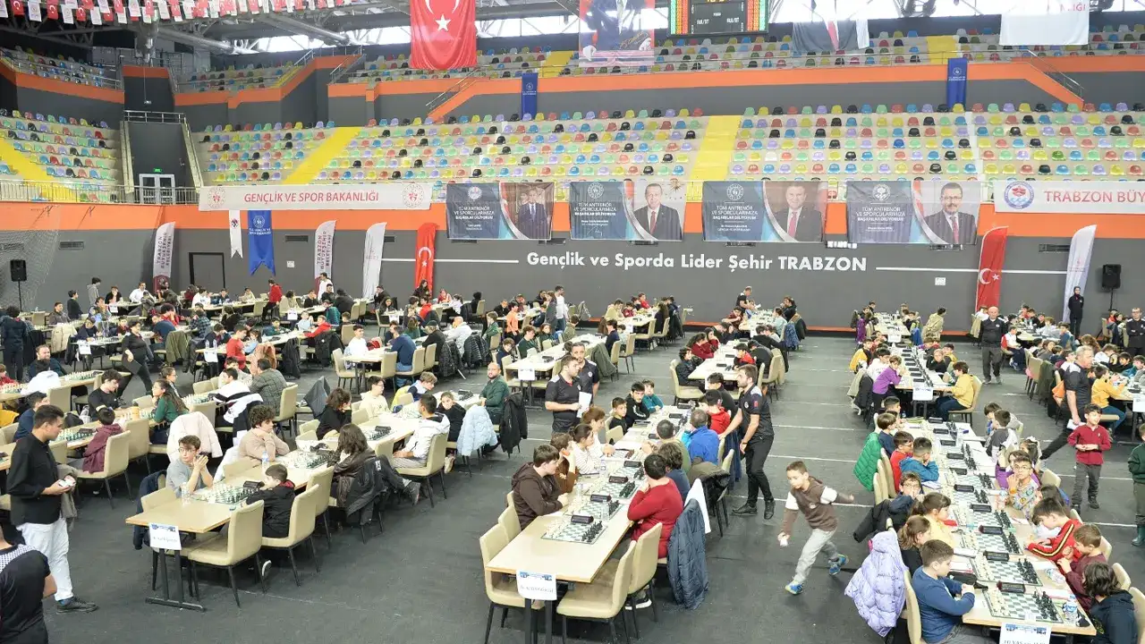 Trabzon’da 24 Şubat Kurtuluş Kupası başladı