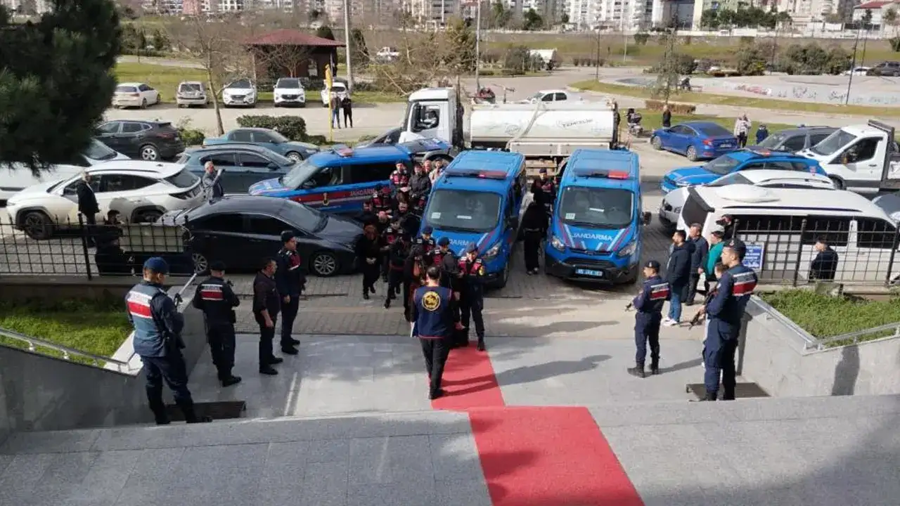 Samsun'da fuhuş operasyonu: 8 gözaltı