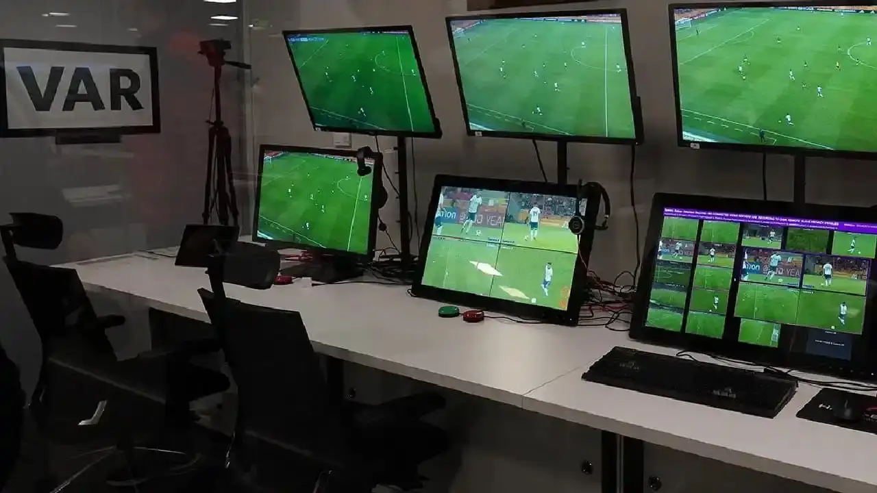 Trabzonspor–Fenerbahçe maçının VAR hakemi belli oldu