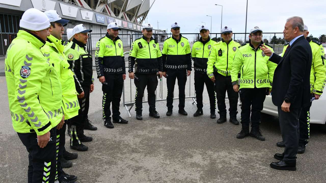 Trabzonspor–Fenerbahçe maçı öncesi güvenlik tedbirleri denetlendi