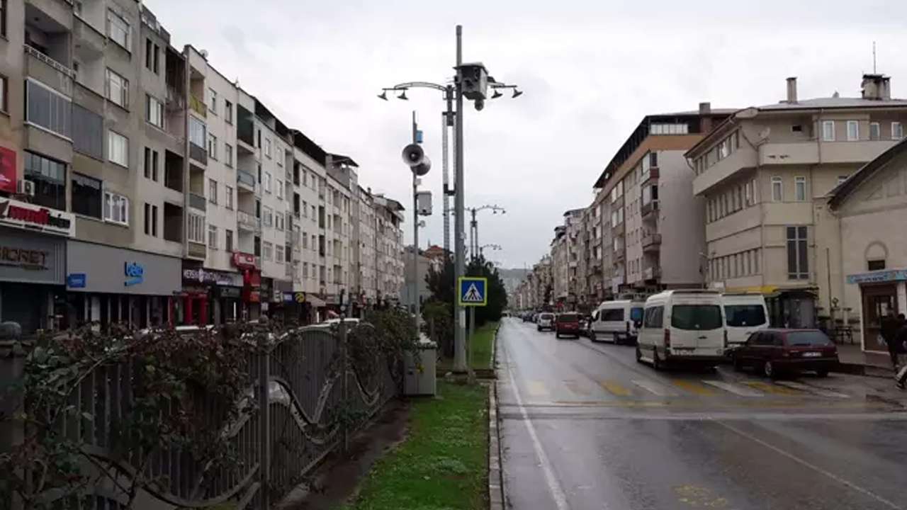 Trabzon maça odaklandı! Belediye hoparlöründen Trabzonspor marşı