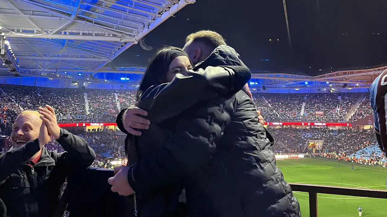 Bu sefer aşk kazandı: Trabzonspor maçında duygusal anlar