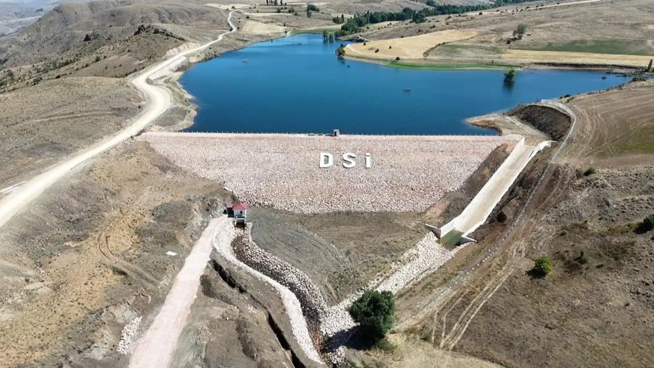 Bayburt’ta 64 bin dekarlık arazi sulamaya açılacak