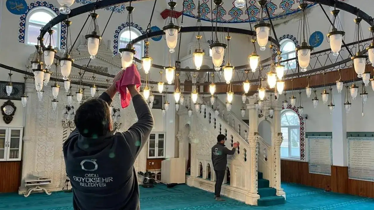 Ordu’da camiler Ramazan öncesi temizleniyor