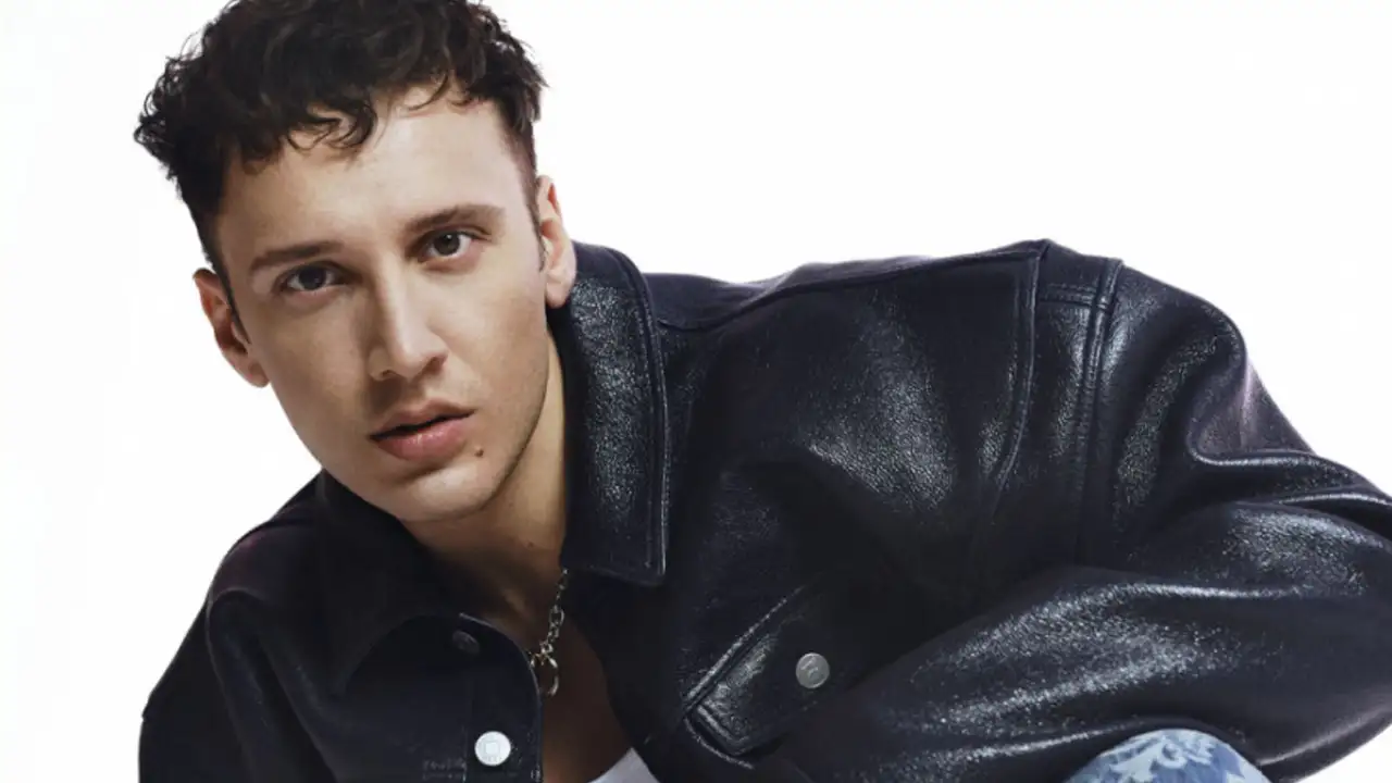 Uyuşturucu ve fuhuş soruşturmasında yeni gelişme: Şarkıcı Edis Görgülü hakkında yakalama kararı çıkartıldı, Edis Görgülü kimdir?