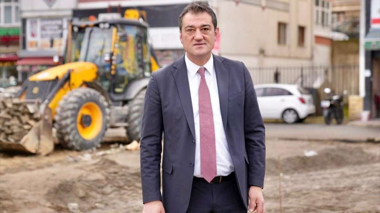 Bölge belediye başkanından kötü haber: Kalp krizi şüphesiyle yoğun bakıma alındı