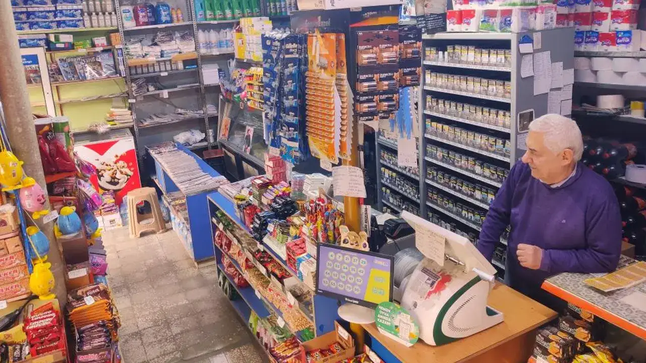 Rize’nin simgesi 50. Yıl Bakkalı 53 yıldır ayakta