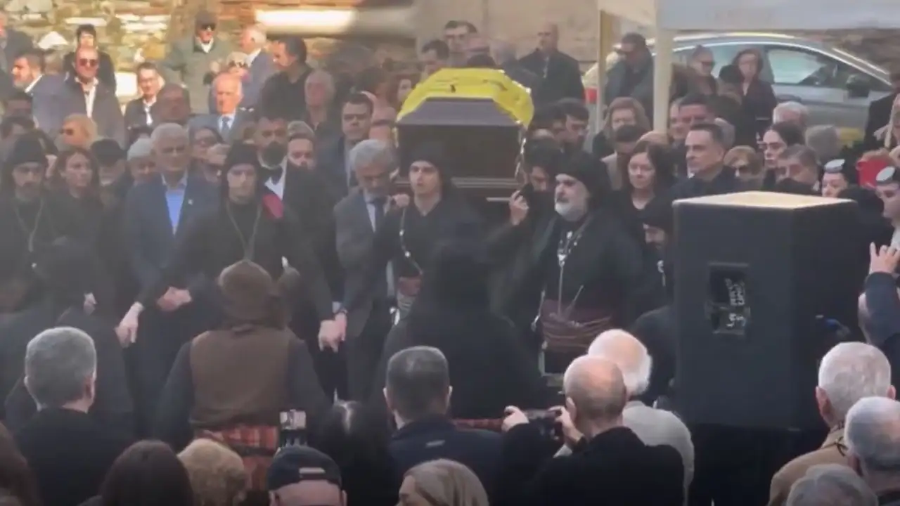 Selanik’te çekildiği öne sürülen cenaze videosu gündem oldu: Horon teptiler