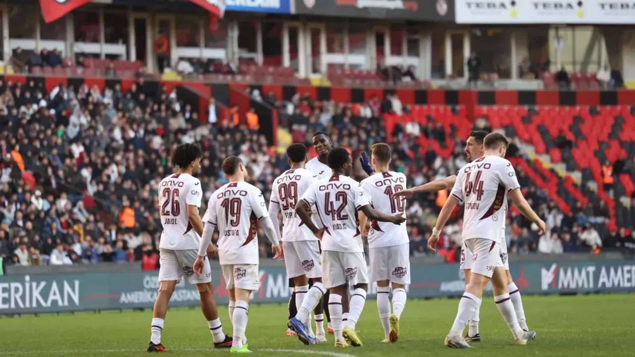 Trabzonspor deplasmanda eski gücüne döndü! 2021-2022 Performansı