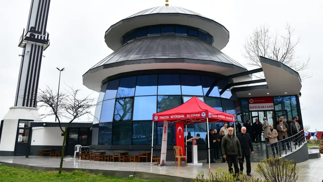 Arsin Kefeliler Camii dualarla ibadete açıldı