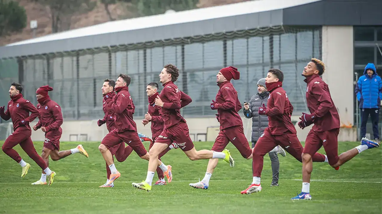 Zirve yarışı kızışıyor: Trabzonspor takibini sürdürüyor