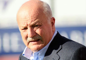 Şener kafasına koydu