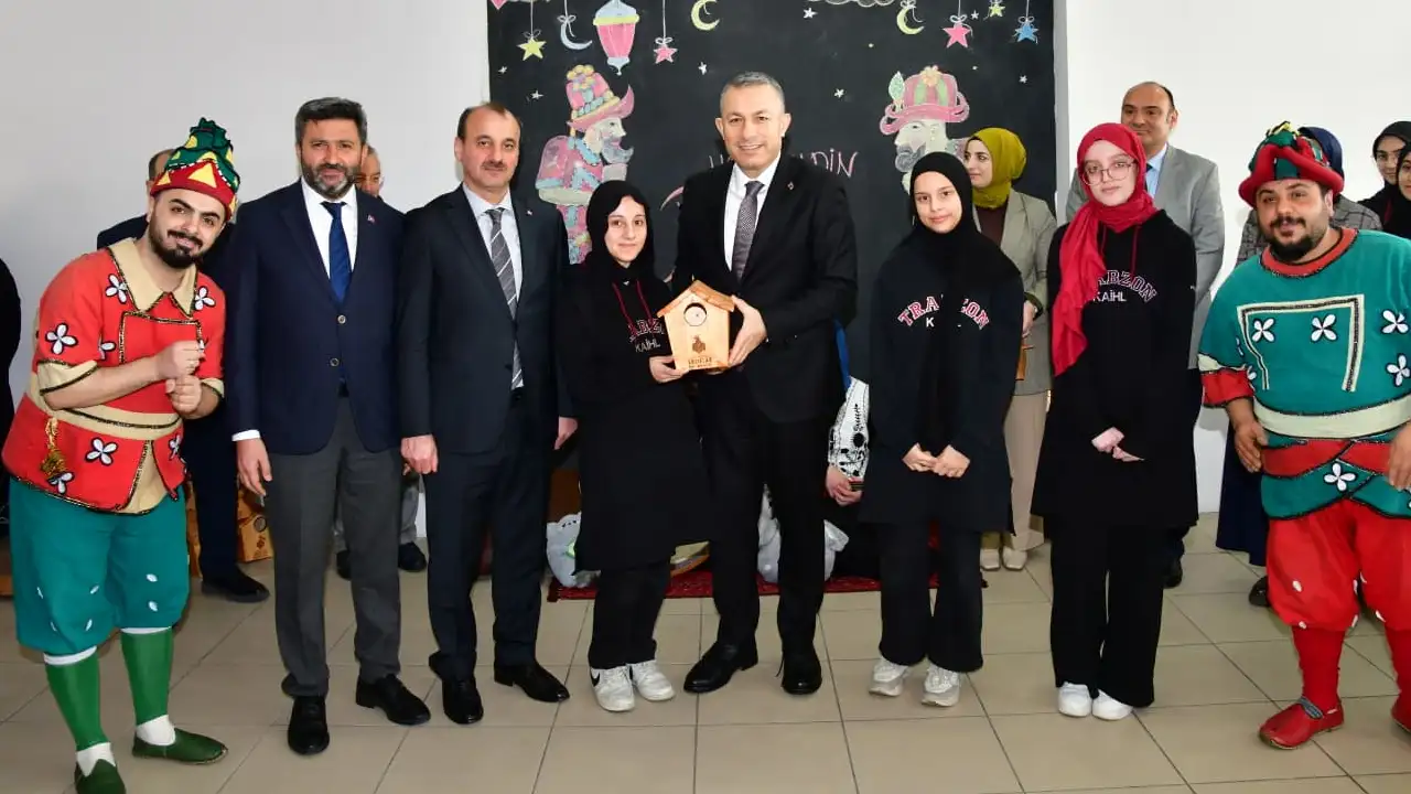 Vali Şahin “Maarifin Kalbinde Ramazan” programına katıldı