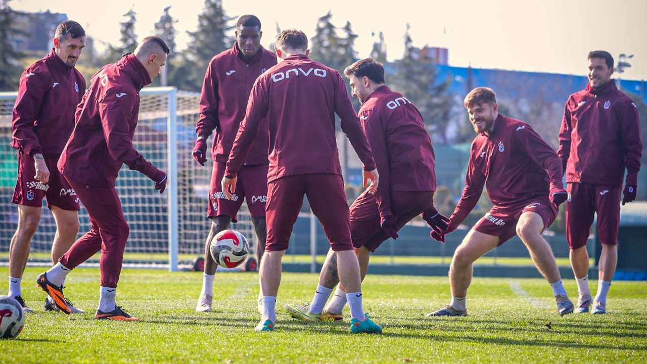 Trabzonspor’da Karagümrük mesaisi! Fatih Tekke taktik çalıştırdı