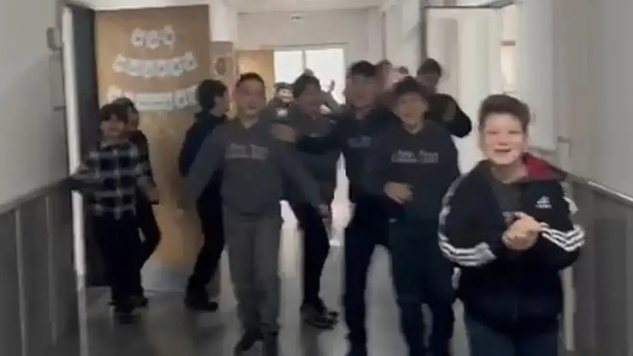 Rize’de okullarda ilahi zili: Öğrenciler hep bir ağızdan söyledi