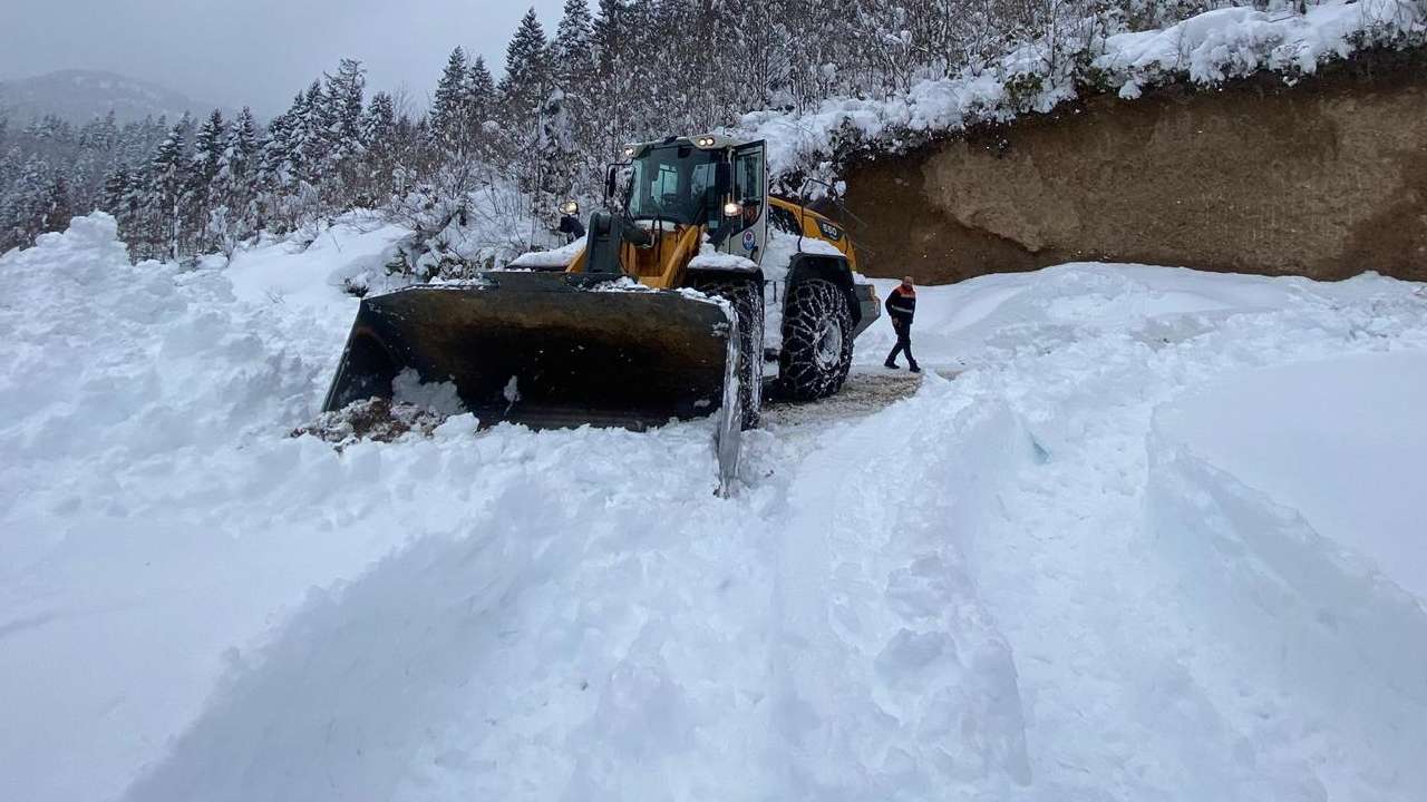 Trabzon Büyükşehir’de kar mesaisi