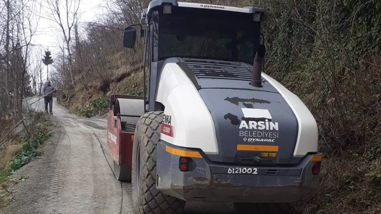 Arsin’de altyapı ve yol çalışmaları aralıksız sürüyor