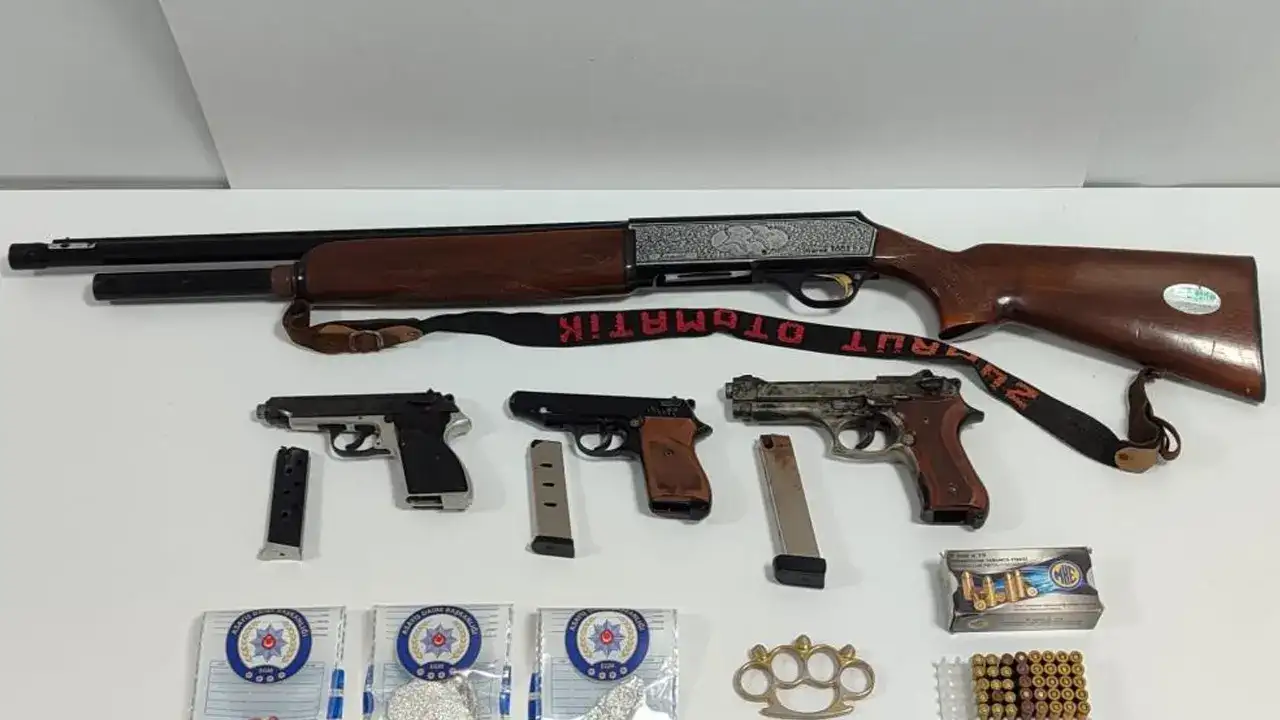 Samsun Yakakent’te uyuşturucu ve silah operasyonu: 2 gözaltı