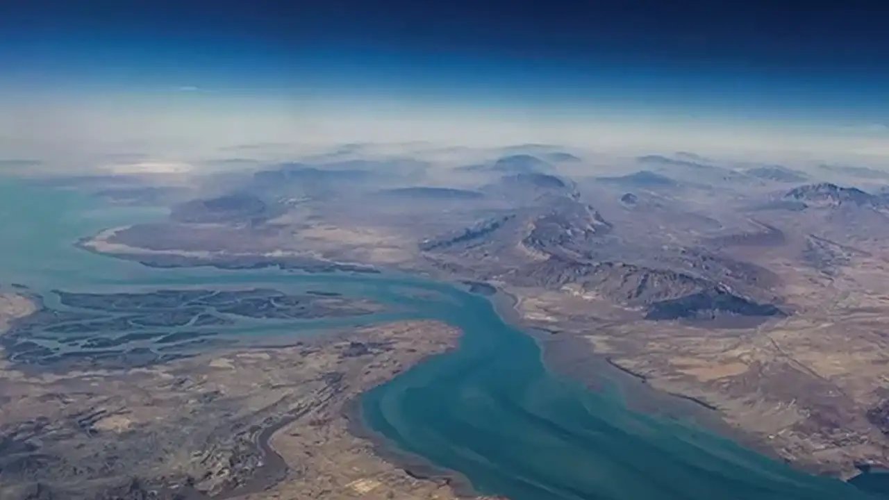 Denizcilik Genel Müdürlüğü'nden Türk gemilerine 'Hürmüz Boğazı' uyarısı: Alarm 3