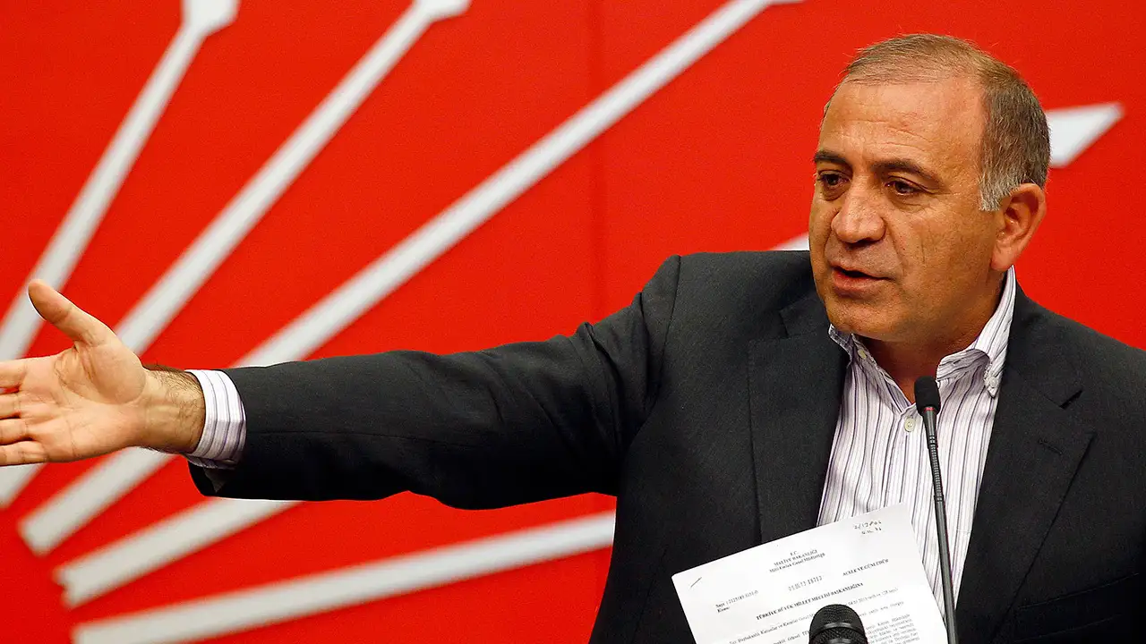 Gürsel Tekin kimdir? CHP’de kayyum süreci, CHP'de hangi görevlerde bulunmuştur