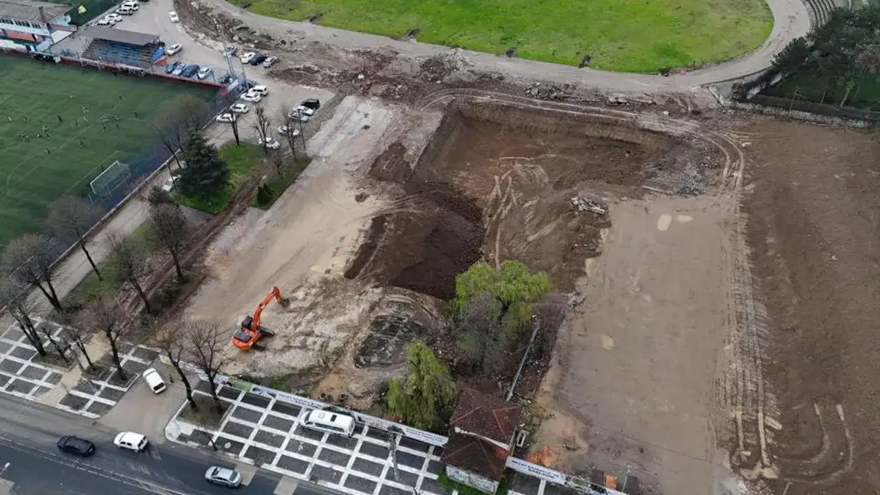 Trabzon’dan gidecek taşla Düzce’de Anıt Eser yükseliyor