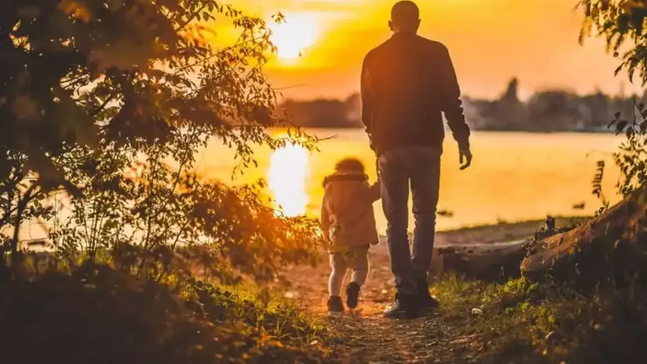 Rüyada baba görmek ne anlama gelir? Rüyada ölmüş babayı görmenin anlamı nedir?