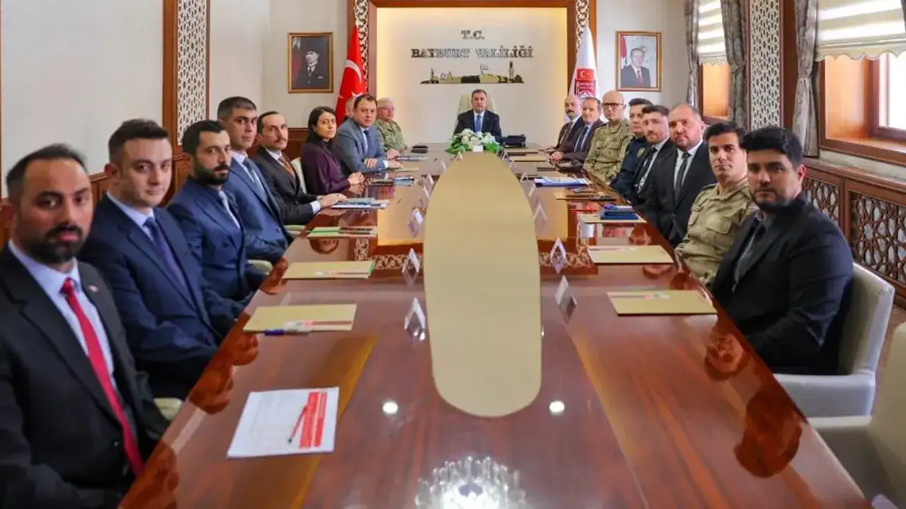 Bayburt’ta güvenlik toplantısı: Tedbirler masaya yatırıldı